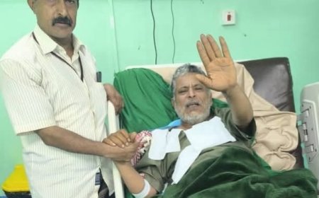 مدير عام يافع رُصُد يطمئن على صحة الوعلاني