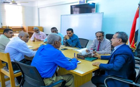 رئيس جامعة عدن يترأس اجتماعاً لمتابعة مستجدات ملف أراضي الحرم الجامعي