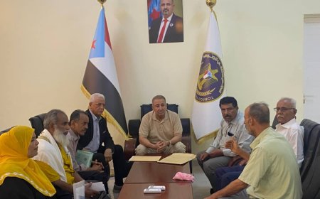 الربيزي يطّلع على برنامج لجنة الإصلاح الإداري والمالي لتفقد المرافق الخدمية بالعاصمة عدن