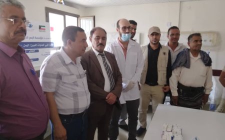 الضالع.. تدشين المخيم الطبي المجاني  لإزالة المياه البيضاء وتركيب العدسات 