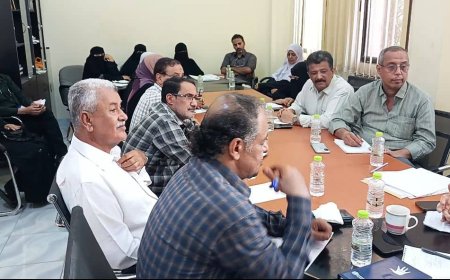 إجتماع الصحة بعدن يناقش ترتيبات إطلاق الحملة الوطنية ضد شلل الاطفال السبت القادم