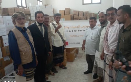 تسليم أدوية الكوليرا والحميات لمستشفى أحور بدعم من جمعية التربية الإسلامية بمملكة البحرين