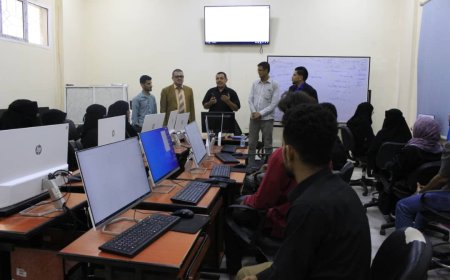 انطلاق دورة قيادة الحاسب الالي لموظفي وزارة التعليم العالي بالشراكة مع مركز الاستشارات والتدريب بجامعة العلوم والتكنلوجيا