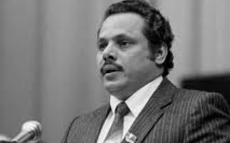 بوابة الوطن لا تُفتح إلا بأمر الدولة.. قصة حقيقية عن موظف أوقف فخامة الرئيس عند باب المصنع