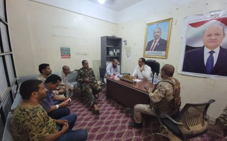 مدير عام قعطبة الشاعري يلتقي مع القيادات العسكرية والأمنية لإنقاذ منطقة مريس من كارثة الجفاف بالحفر العشوائي