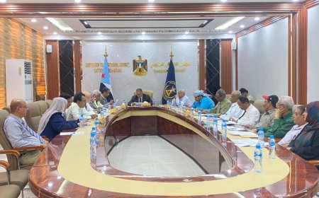 مجلس المستشارين يُحيي شعب الجنوب بذكرى انطلاق الحراك الجنوبي