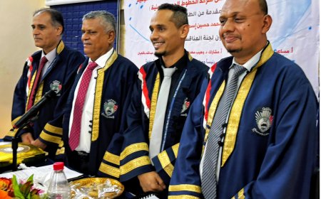 جامعة عدن تمنح الباحث عبدالعزيز الهاشمي درجة الماجستير بامتياز