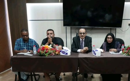 وزير الصحة يترأس اجتماعاً موسعاً لمجموعة التغيير السلوكي الاجتماعي (SBC)