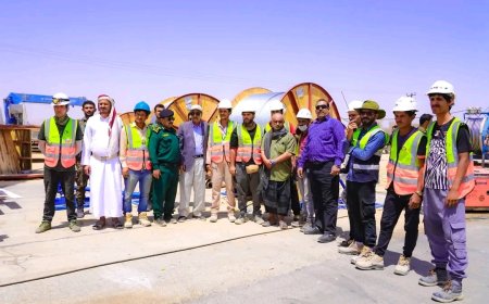 أمين عام شبوة يشيد بالمستوى المتقدم لمشروع الطاقة الشمسية وقرب بدء التشغيل التجريبي