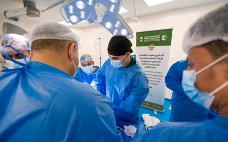 تحت اشراف وتنفيذ مركز الملك سلمان للإغاثة والأعمال الإنسانية .. انطلاق مرحلة جراحة العظام واستبدال المفاصل في عدن.