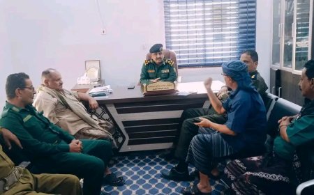 مدير عام شرطة شبوة يتفقد شرطة مديرية عتق ويطّلع على سير العمل