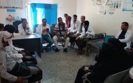 تدشين الدورة التدريبية للعاملين الصحيين المشاركين بحملة التحصين ضد شلل الاطفال بمديرية جيشان بأبين