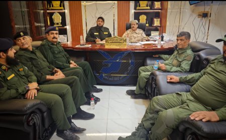 اللواء الركن صالح علي حسن يتفقد إدارة أمن محافظة لحج ويدشن المرحلة التدريبية الثانية للعام 2025