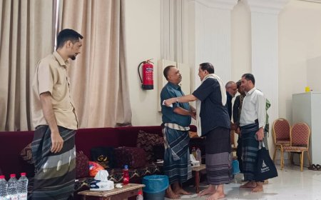 قيادات عسكرية وأمنية وشخصيات اجتماعية يقدمون واجب العزاء لأسرة الفقيد اللواء محمد عسكر