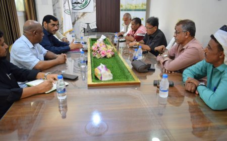 اجتماع سياسي في المكلا يناقش المستجدات ويؤكد على الشراكة العادلة والتنفيذ الفوري لمطالب حضرموت