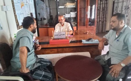 مدير عام صحة أبين يلتقي قيادات صحية بلودر ويؤكد دعمه لاستمرار التطوير 