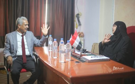 رئيس جامعة تعز يشدد على توفير بيئة سكنية آمنة ومستقرة لطالبات الجامعة