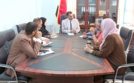 الأمين العام لمحلي حضرموت يثني على التدخلات الحيوية لمنظمتي الصحة العالمية واليونيسف في دعم القطاع الصحي بالمحافظة
