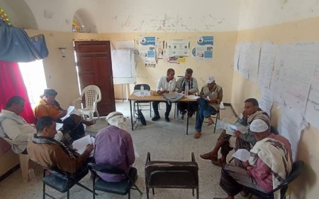 تدشين اللقاء التشاوري مع المستفيدين من المشاريع الزراعية في مديرية المسيمير بلحج