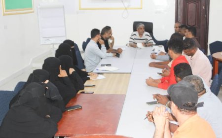 مؤسسة شباب أبين تعقد اجتماعًا استثنائيًا لمجلسي الإدارة والأمناء