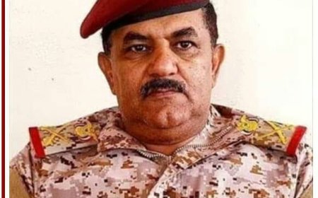 اللواء مرصع يبعث برقية تعزية إلى وزير الدفاع الفريق الركن الداعري بوفاة عمه