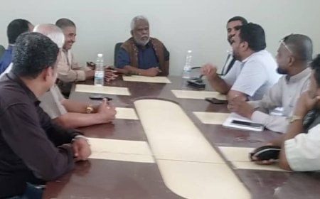 مدير عام مديرية ميفعة يلتقي مدير مستشفى هيا اليحيا الخيري لطب وجراحة العيون ومرافقيه