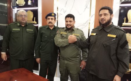 العميد الشوحطي في لقاء أمني موسّع بلحج: الأقلام المأجورة لن تُثنينا.. والعمل الأمني يبدأ بالأخلاق وينتهي بخدمة الإنسان