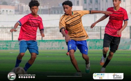المدرب قيس يستكشف مواهب ساحل حضرموت على ملعب بارادم بالمكلا