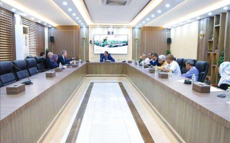 وزير الزراعة يبحث مع وفد البنك الدولي مشاريع الأمن الغذائي والموارد المائية في اليمن