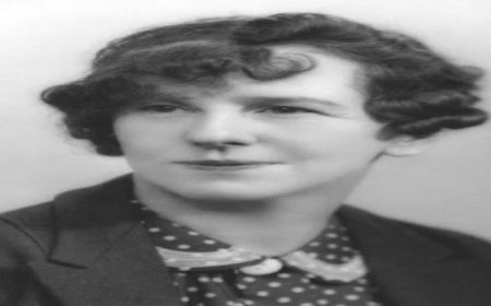 الرحالة البريطانية فريا ستارك في مهمة رسمية إستخباراتية الى عدن