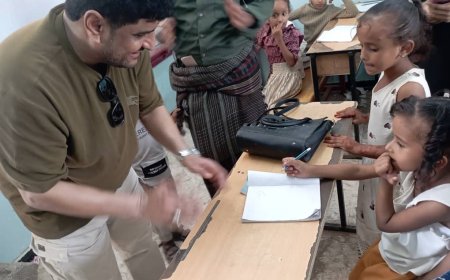 مدير عام أمن ابين يزور المخيم الصيفي بمدرسة أبناء الفلاحين القرنعة - الكود