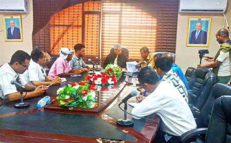 محافظ لحج يشرف على فتح مظاريف مشروع الحديقة الكبرى في تبن