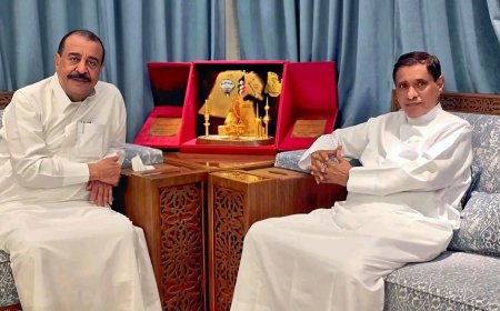 اللواء بن بريك يزور اللواء الركن فرج البحسني للاطمئنان على صحته ويبحث معه أوضاع حضرموت