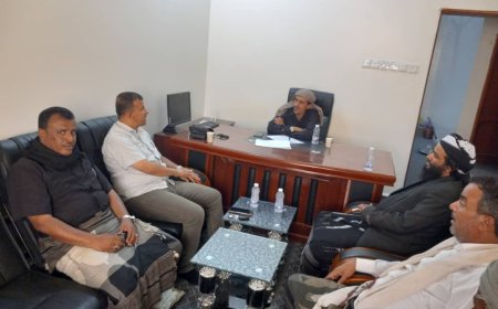 أوقاف شبوة تبحث مع مكتب الشباب والرياضة تعزيز التوعية والأنشطة لفئة الشباب