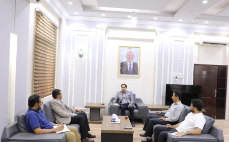 الوزير البكري يبحث مع عميد كلية الإسنان "برامج تأهيل الشباب"