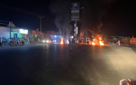 غضب شعبي في تريم بسبب الأوضاع المعيشية المتردية في عدم توفر الخدمات