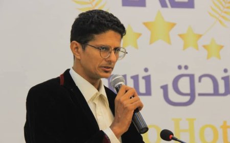 حقان يوجه قادة وأعضاء المكونات الشبابية إلى تلمس هموم الضعفاء والمساكين في كل حارة من نواحي المكلا