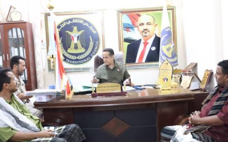 رئيس انتقالي لحج يلتقي برئيسي تنفيذتي طور الباحة والمضاربة لمناقشة التحديات والنجاحات الأمنية