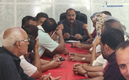 السلطة المحلية بمديرية قعطبة تعلن عن مناقصة لإنشاء شبكة الصرف الصحي في حارة المركزي بمدينة قعطبة