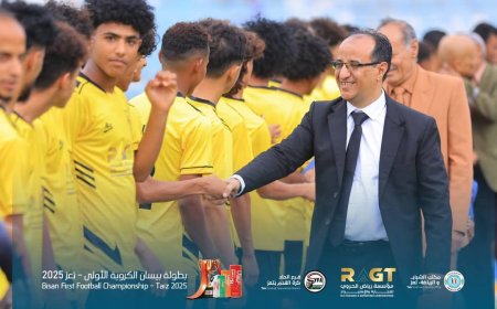 تدشين بطولة بيسان الكروية الأولى بتعز بحفل افتتاح مميز وانتصار افتتاحي للصقر على الميناء