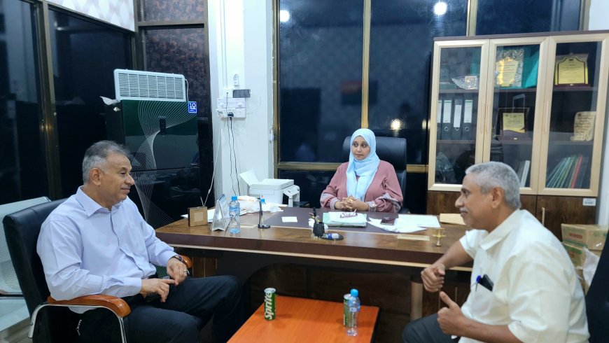 وكيل نيابة الصناعة بعدن ومدير مديرية المعلا يشددان على ضبط المتلاعبين بقوت المواطن
