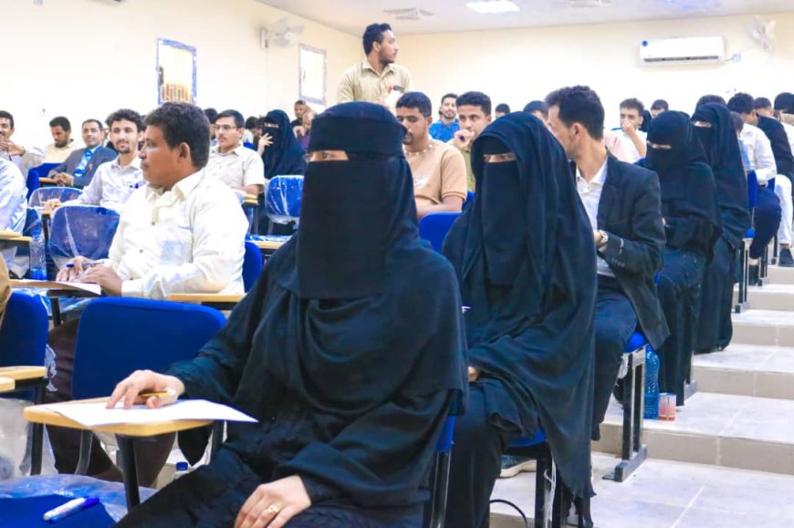 برعاية المحافظ بن الوزير.. تدشين امتحانات الكفاءة الطبية الدفعة الثانية في شبوة.