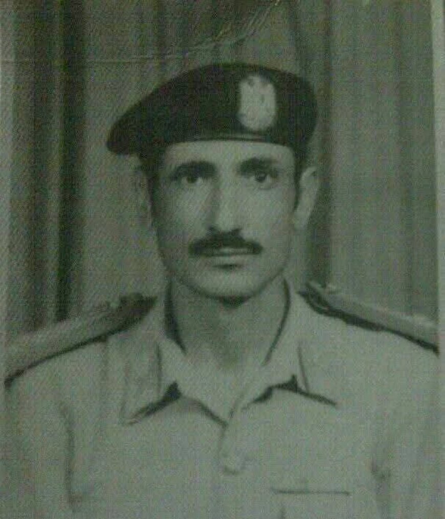 مدير عام البريقة يعزَّي بوفاة المناضل اللواء محمد بن محمد عسكر