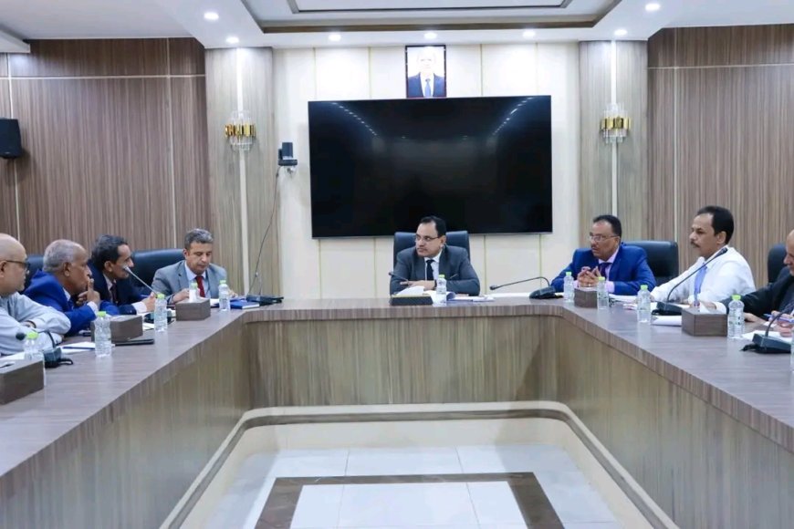 الوزير السقطري يوجه بإعداد استراتيجية للصادرات السمكية والزراعية إلى الصين