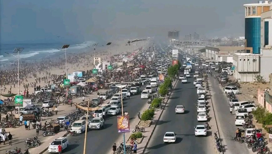انطلاق فعاليات موسم "نجم البلدة" السياحي 2025 بمدينة المكلا وسط أجواء احتفالية مميزة