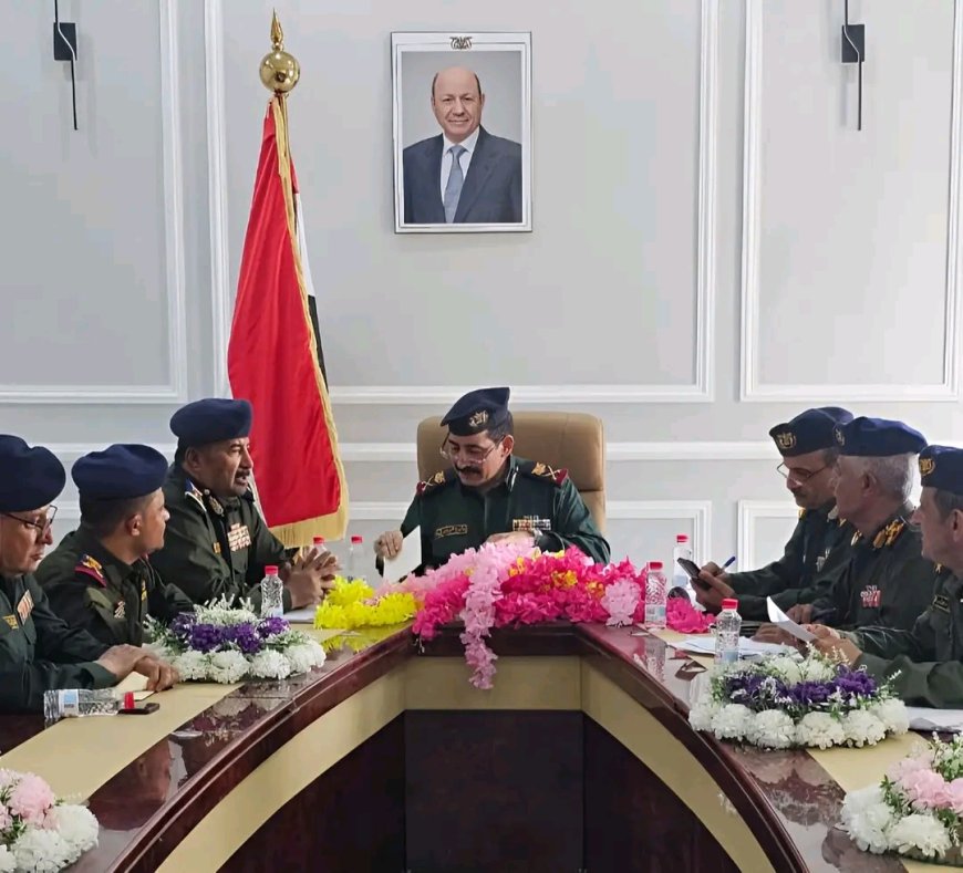 وزير الداخلية يترأس اجتماعًا للمجلس الأعلى للشرطة