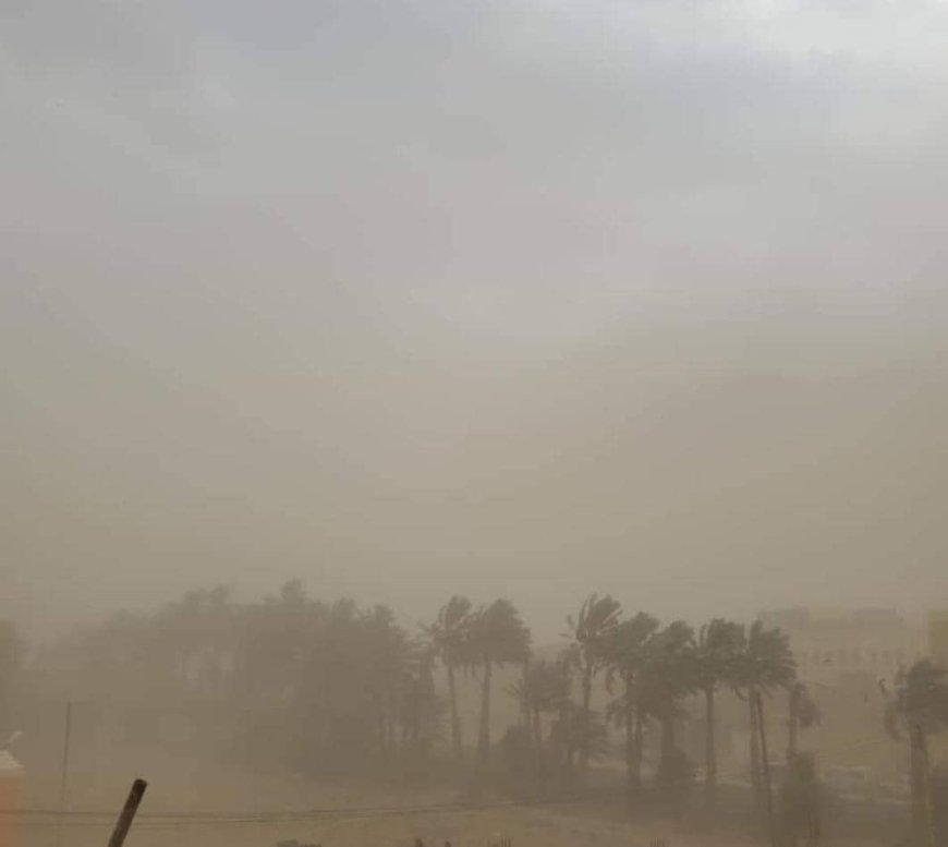الأمين العام للمجلس المحلي بحضرموت يتابع مستجدات الحالة الجوية ويشدّد على رفع الجاهزية