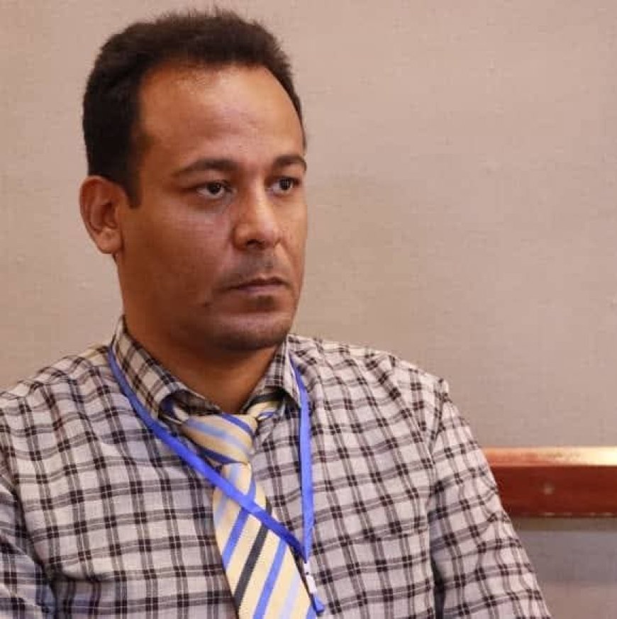 مدير مالية شبوة يعزي بوفاة مدير بنك التسليف الفقيد احمد الجبيلي