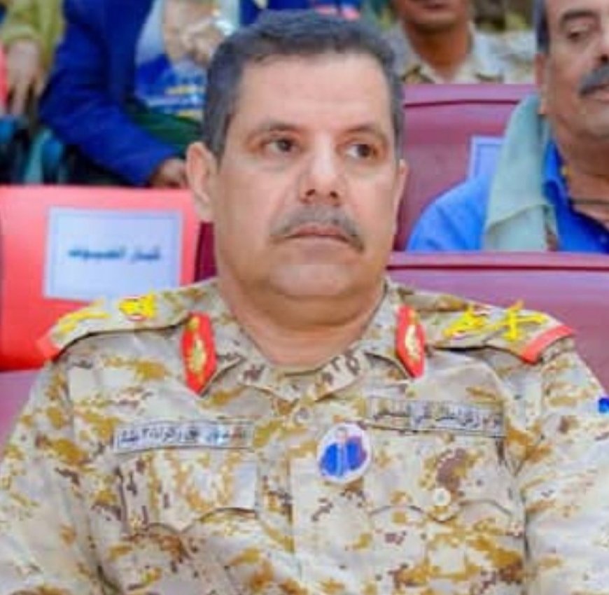 قائد محور عتق يعزي في وفاة الأستاذ أحمد الجبيلي