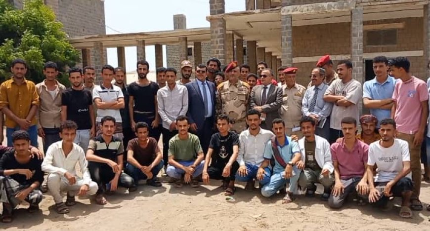 رئيس جامعة عدن يزور سكن الطلاب ويثنى على جهود العميد عبد الرحمن عسكر في دعم الطلاب الجامعيين